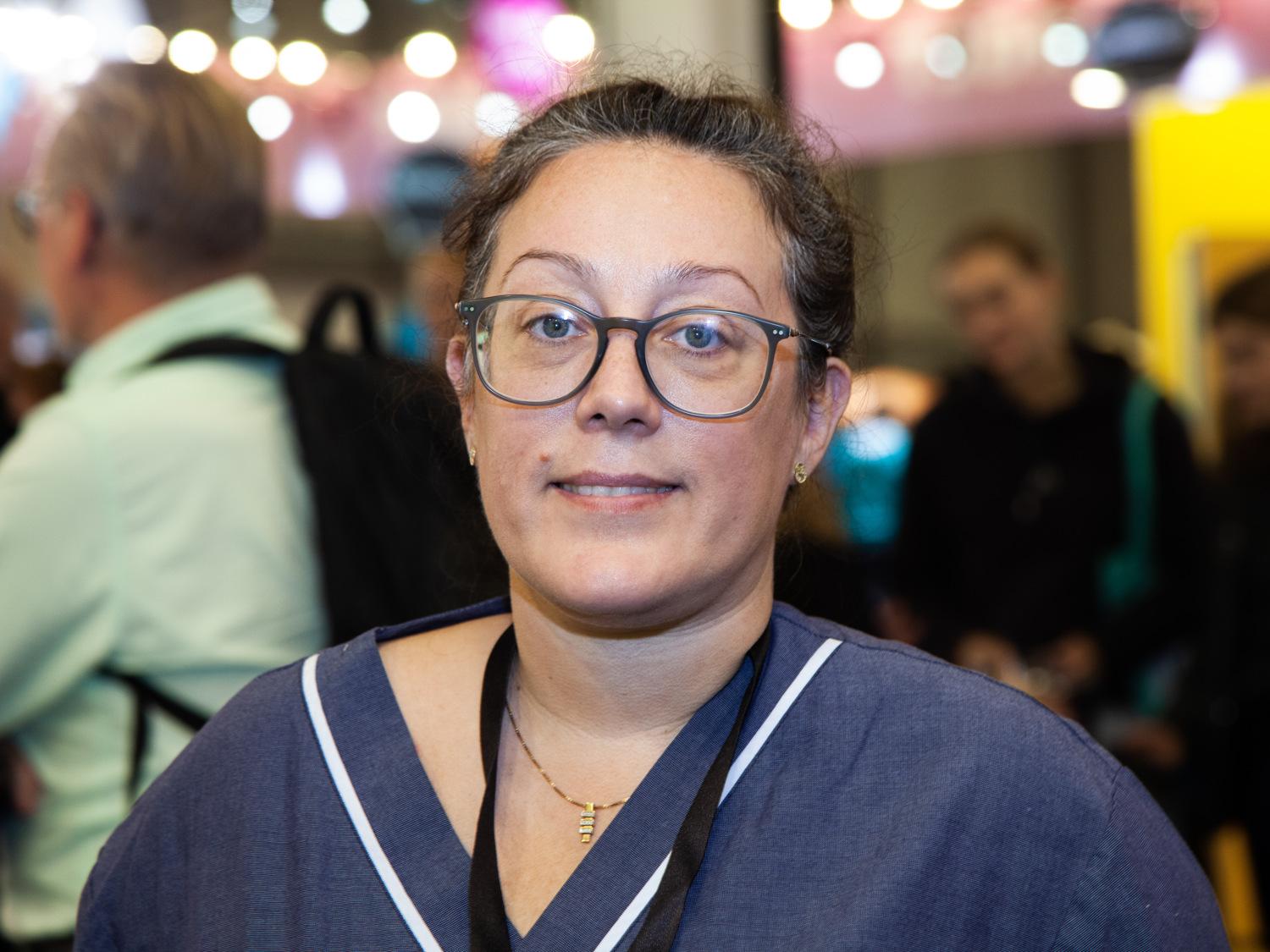 Foto på barnmorska Soledad Alrcón på Sacos studentmässa 2022