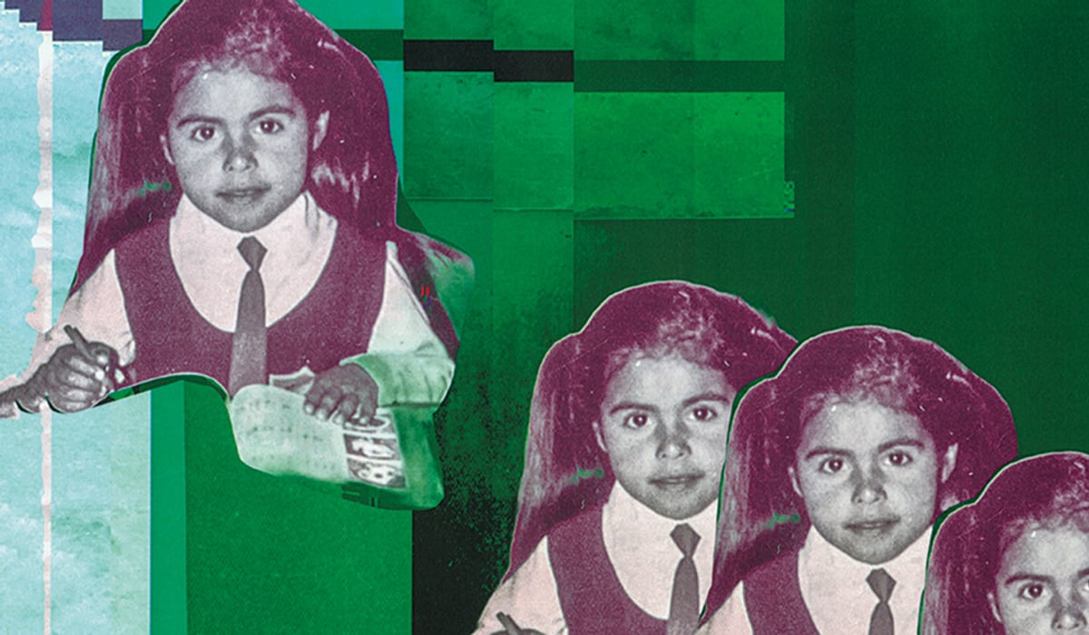 Bildkollage med en liten flicka med hästsvansar som upprepas mot en enfärgad bakgrund.