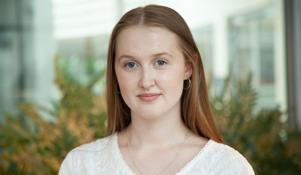 Foto på Clara, sommarjobbare