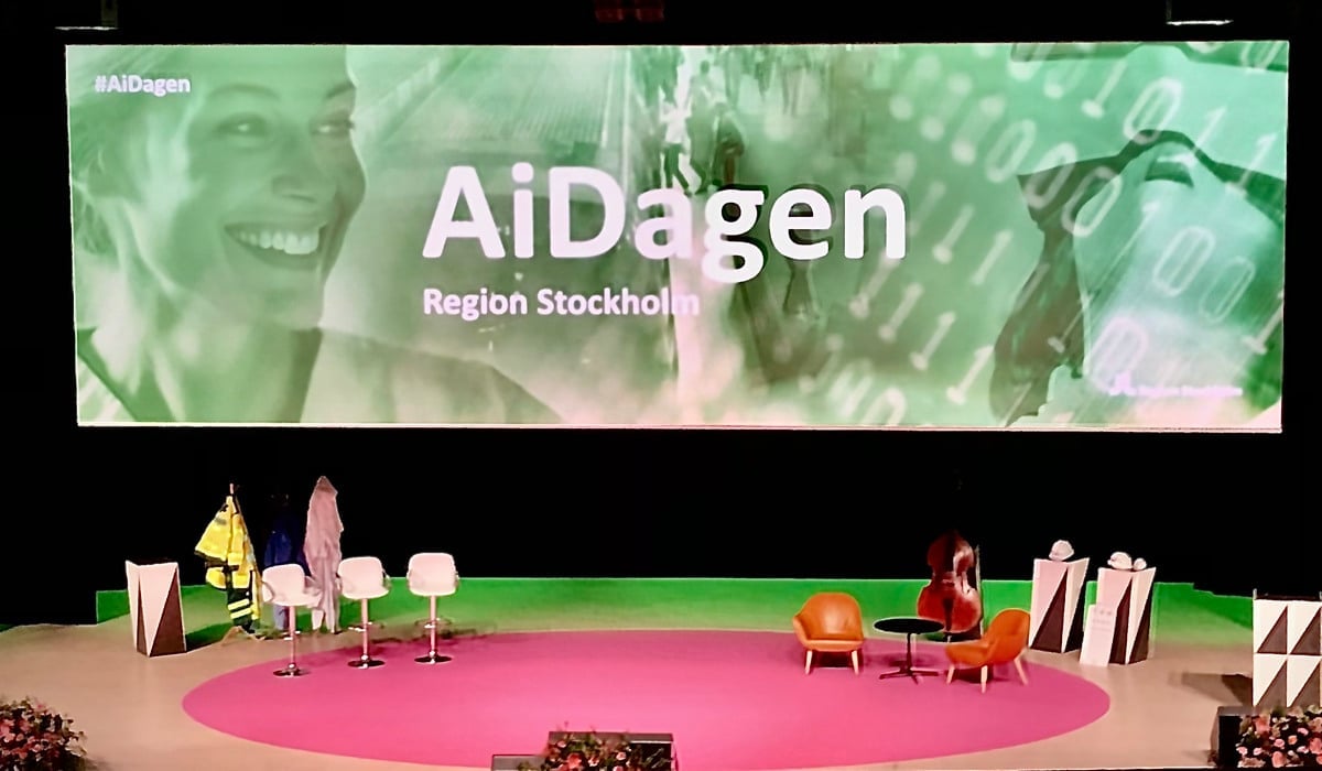 Foto på scenen på AI-dagen 2024