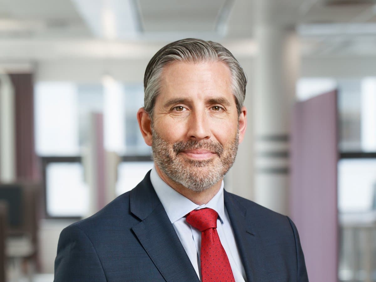 Porträttbild på Rickard Sundbom