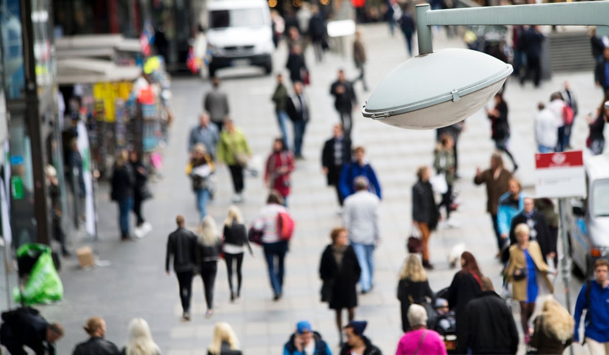 Foto på folk på stan