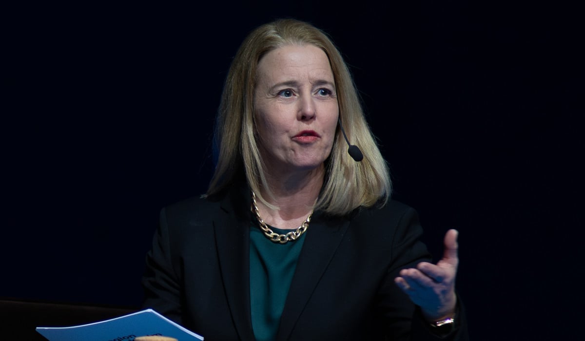 Foto på Emma Lennartsson, regiondirektör i Region Stockholm