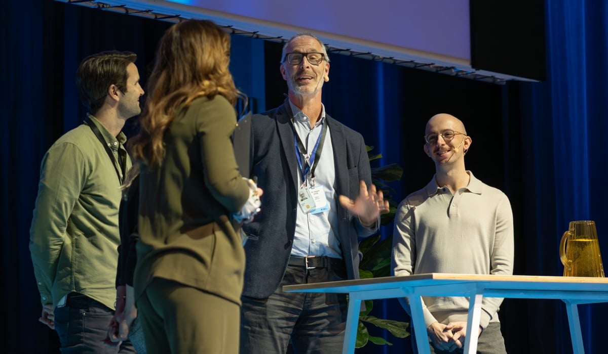 Foto på panelen som pratar om lärdomar från verkligheten