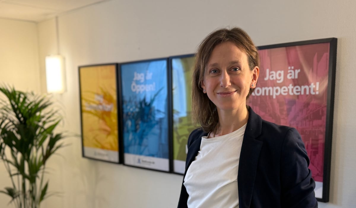 Kvinna i kontorsmiljö