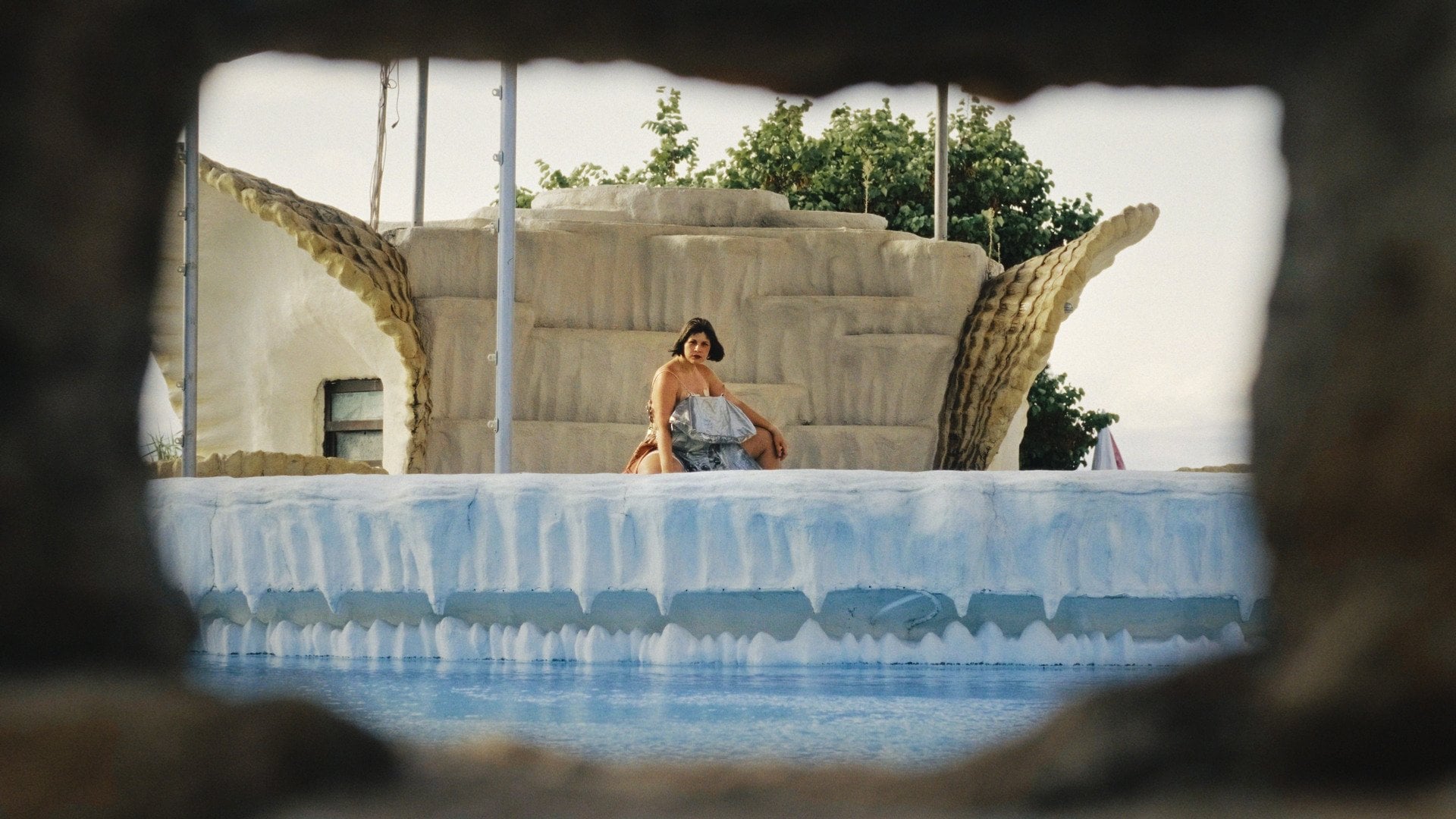 stillbild Gery i fontän