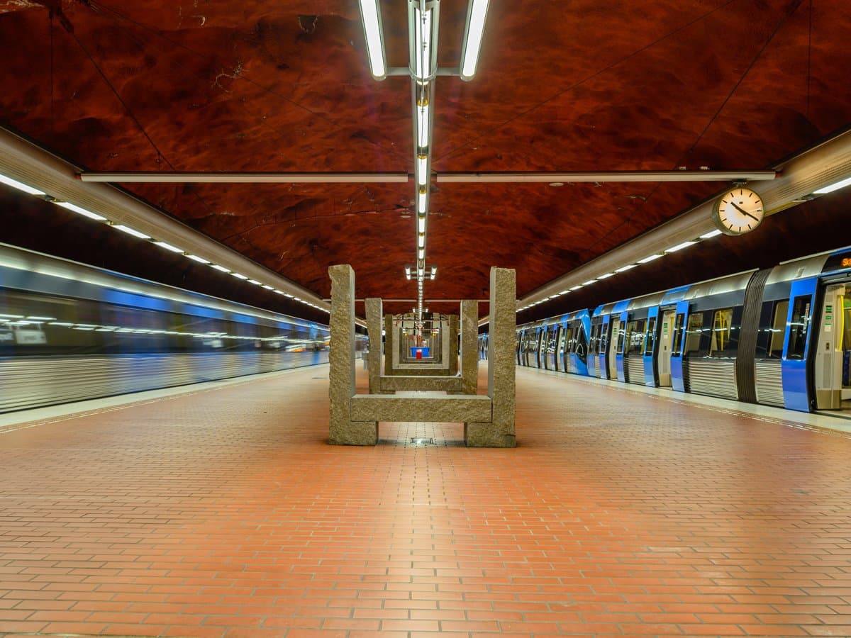 Plattformen på Skarpnäcks tunnelbanestation