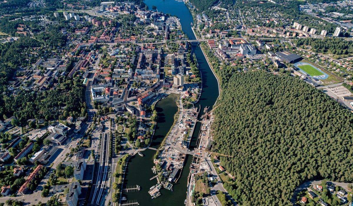 En flygbild av en Södertälje.