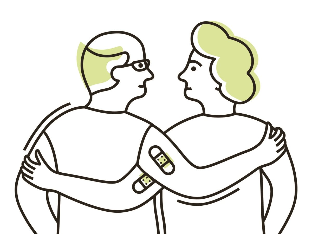 En illustration som visar en man och en kvinna som håller armarna om varandra. Båda har plåster på sina överarmar.