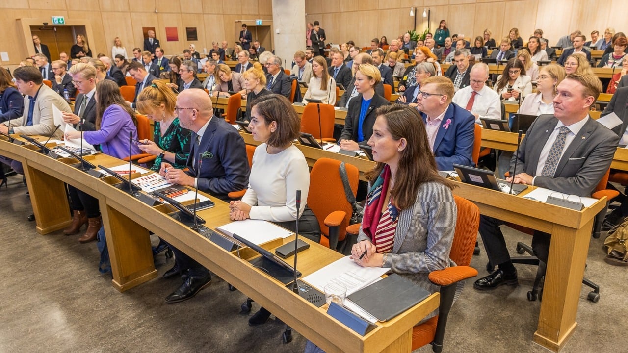 Förtroendevalda politiker i regionfullmäktige