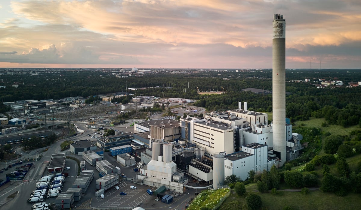 Fjärrvärmeanläggning fotad med drönare